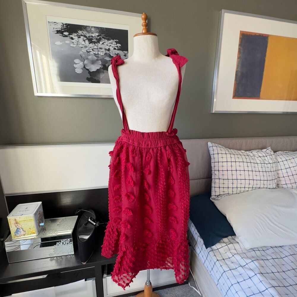 Entro Dark Red Floral Appliqué Pinafore Suspender Skirt Dress NWT SMALL